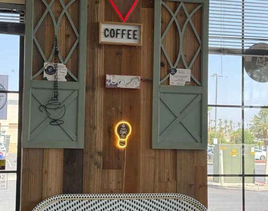 instagram-wall-les-filles-cafe