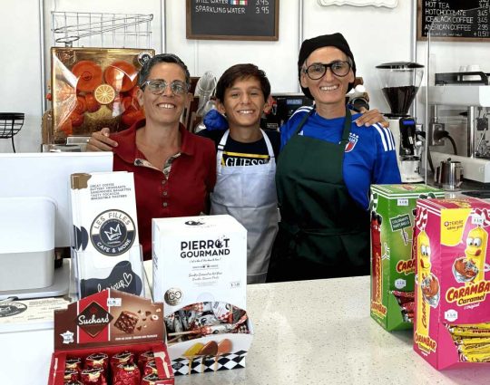 les-filles-cafe-family